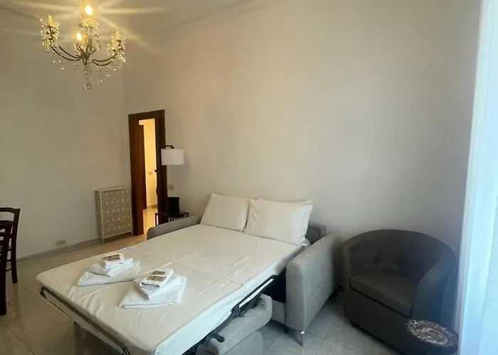Vintage Living In Flaminio *